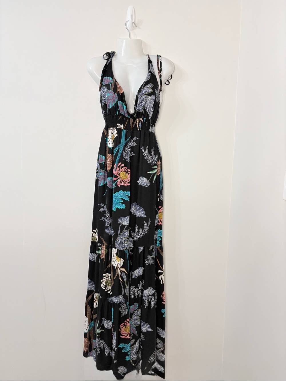 LOVESTITCH DEL LAGO Boho Floral Smocked Maxi Dress Plunge V-Neck Tiered Resort M